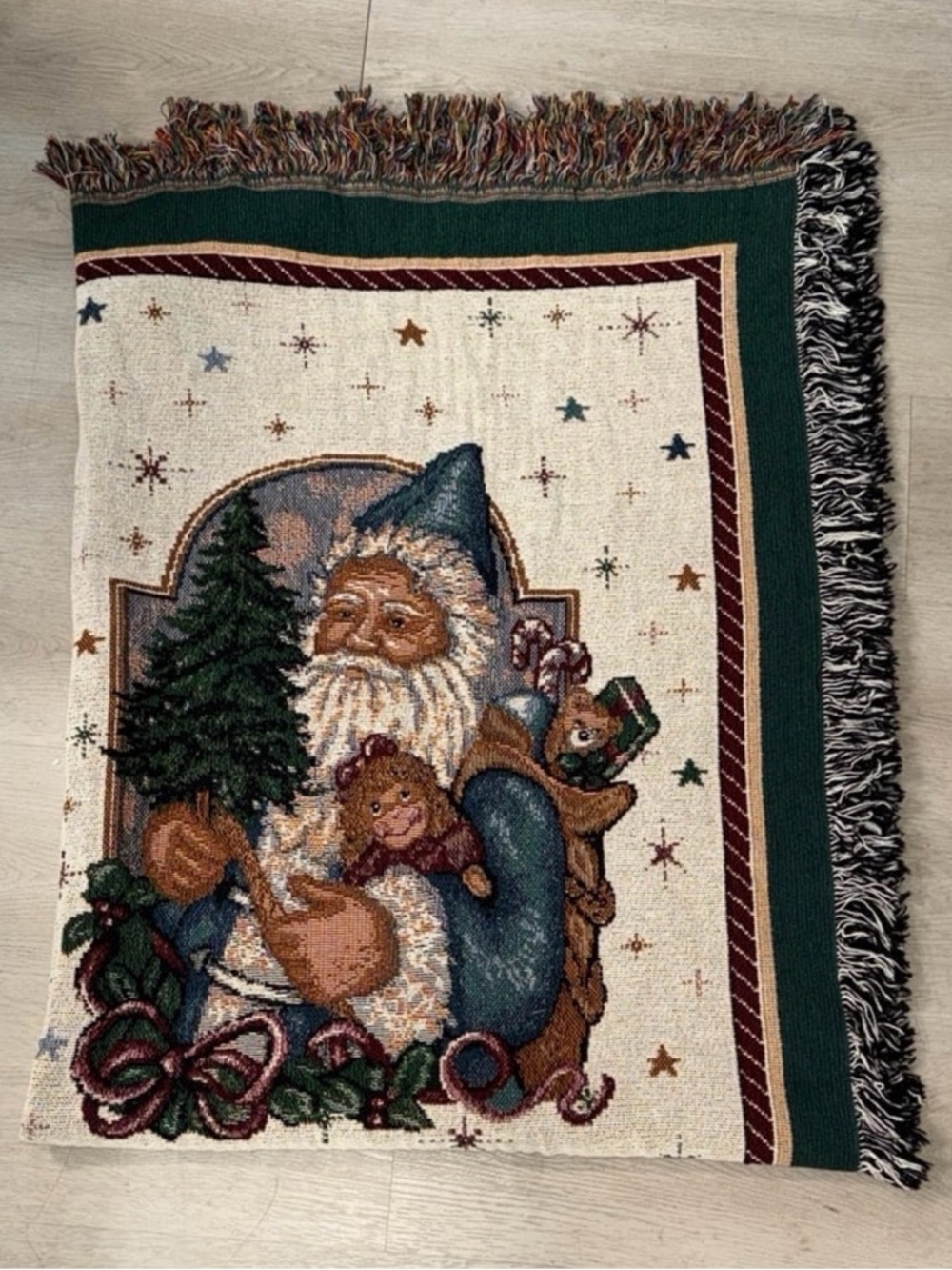 NWT Vintage BIN BIN The Santa Classics Tapestry - Approx Size 50” x 35”
